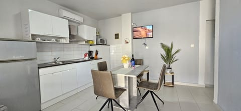 Apartments PAna - Unit 374202-13