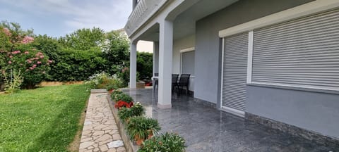Apartments PAna - Unit 374202-13