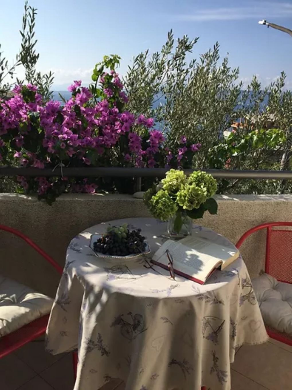 Apartment Blue - Unit 374210-13