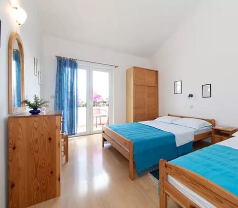 Apartment Blue - Unit 374210-13