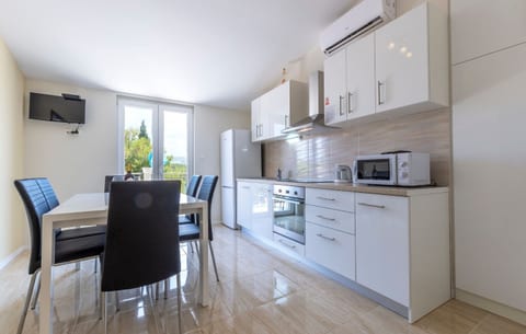 Apartments Dalis - Unit 374243-13