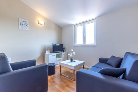 Apartments Dalis - Unit 374243-13