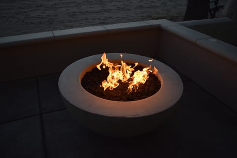 GAS FIRE PIT