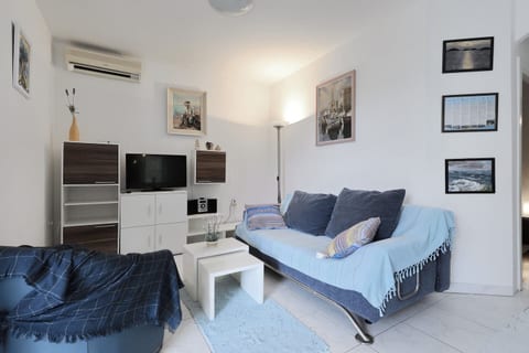 Apartments Djurdja by the sea - Unit 374251-13