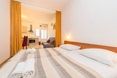 Apartment Ivo - Unit 375501-13