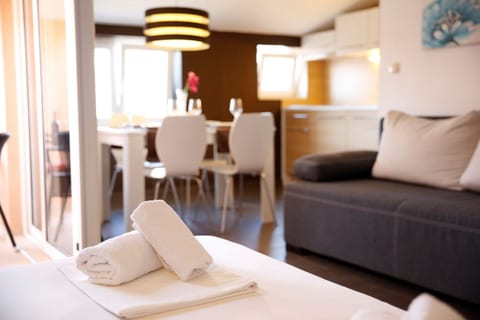 Apartments and Rooms guesthouse Lorenta - Unit 374274-13