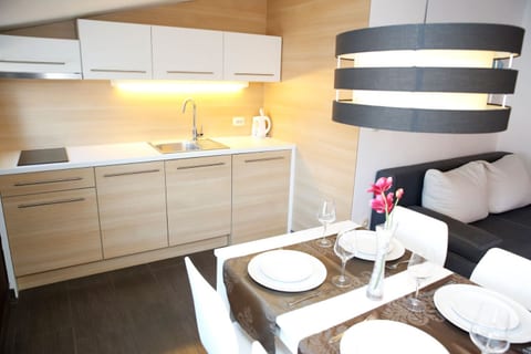 Apartments and Rooms guesthouse Lorenta - Unit 374274-13