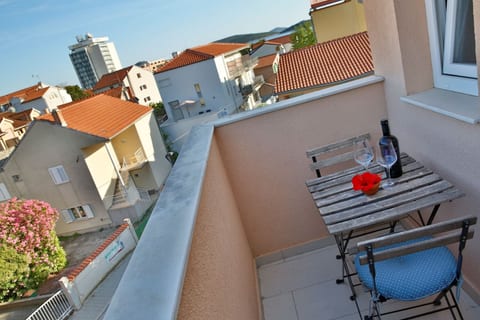 Apartments and Rooms guesthouse Lorenta - Unit 374277-13
