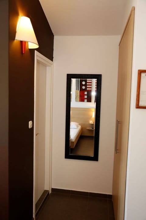 Apartments and Rooms guesthouse Lorenta - Unit 374277-13