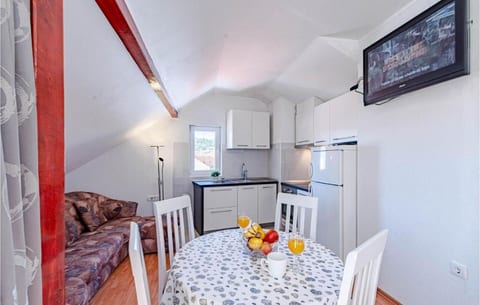 Apartment Niks - Unit 374286-13