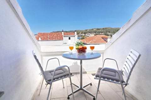Apartment Niks - Unit 374286-13