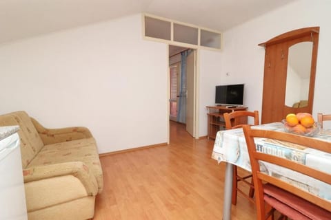 Apartment Niks - Unit 375588-13