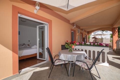 Apartments Jak - Unit 374352-13