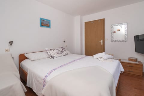 Apartments Jak - Unit 374352-13