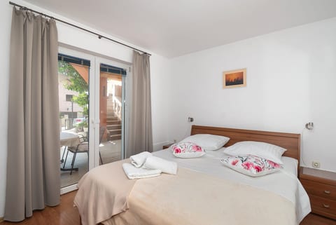 Apartments Jak - Unit 374354-13