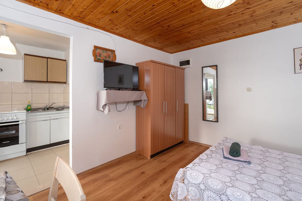 Apartment JoPek - Unit 374355-13
