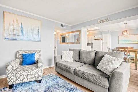 Comfortable living room with queen size sofa bed.