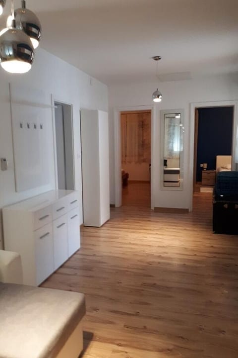 House Franny - Unit 374385-13