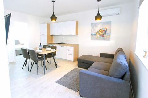 Apartments Oasis - Unit 374394-13