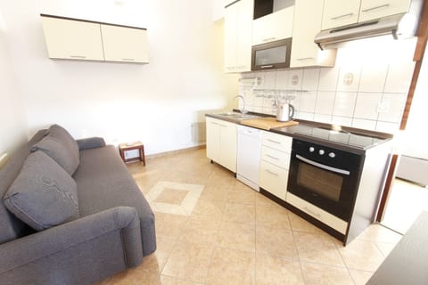 Apartments Oasis - Unit 374395-13