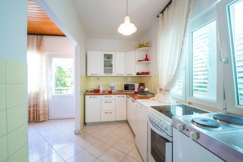 House Lidi - Unit 374399-13