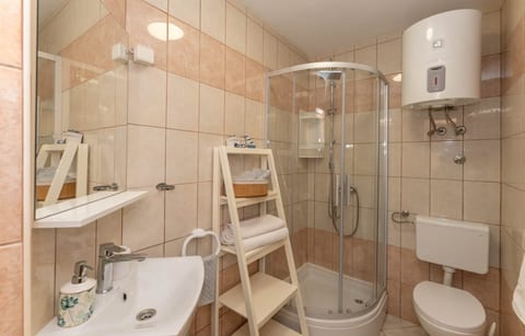 Apartment San - Unit 374443-13