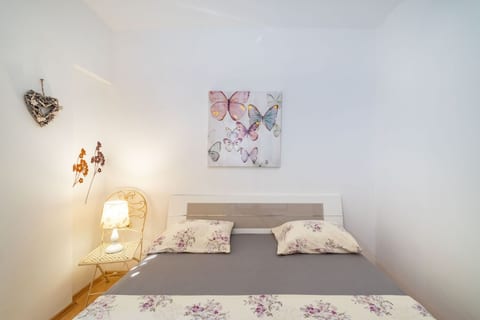 Apartment San - Unit 374444-13