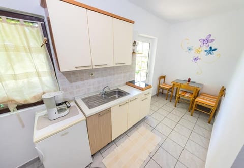 Apartment San - Unit 374444-13