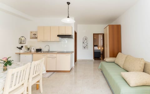 Apartment San - Unit 374445-13