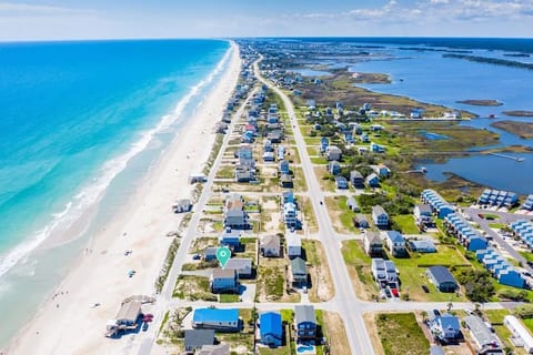 Panoramic Ocean Views! Stocked w/ Beach Gear!