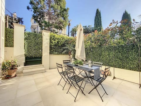 2 bedrooms Duplex, large terrace