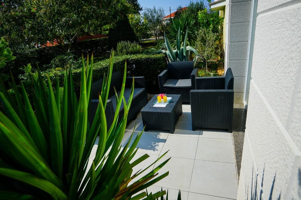 Apartments Secret Garden - Unit 374476-13 - Croatia