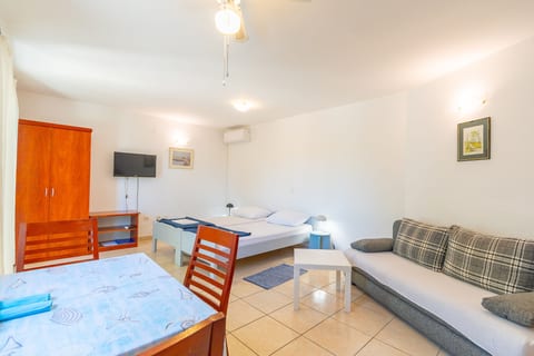 Apartments Vlado - Unit 374477-13