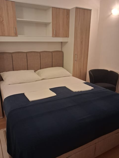 Apartments Vlado - Unit 374478-13