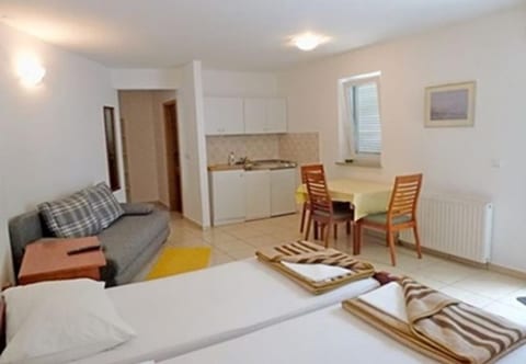 Apartments Vlado - Unit 374480-13