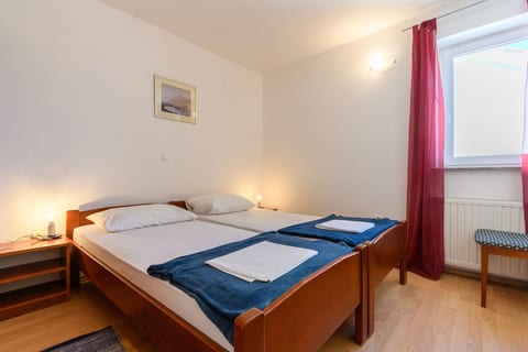 Apartments Vlado - Unit 374481-13