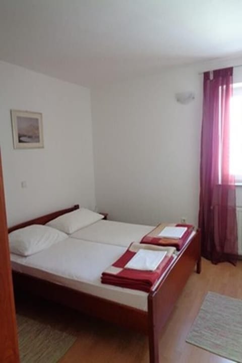 Apartments Vlado - Unit 374481-13