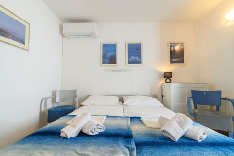 Apartments Vlado - Unit 374482-13