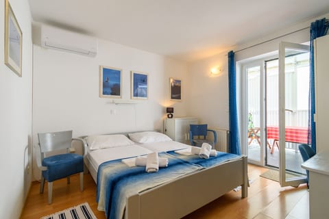 Apartments Vlado - Unit 374482-13