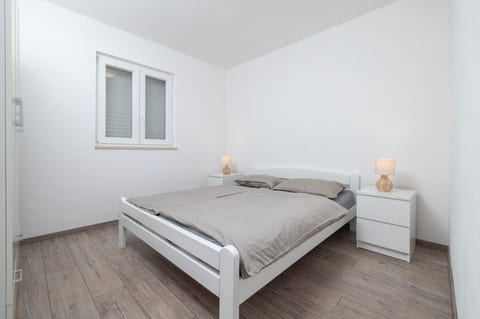 House Nane Garden - Unit 374494-13