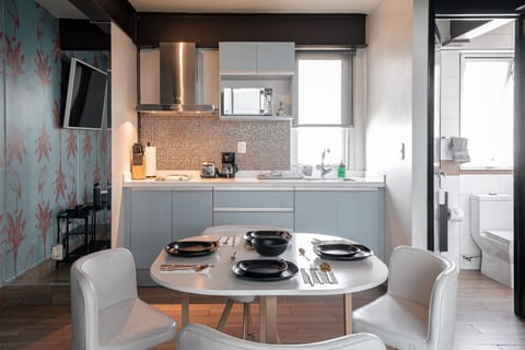 The Flamingo Rooftop Suite – Unique Design in a Centric Location