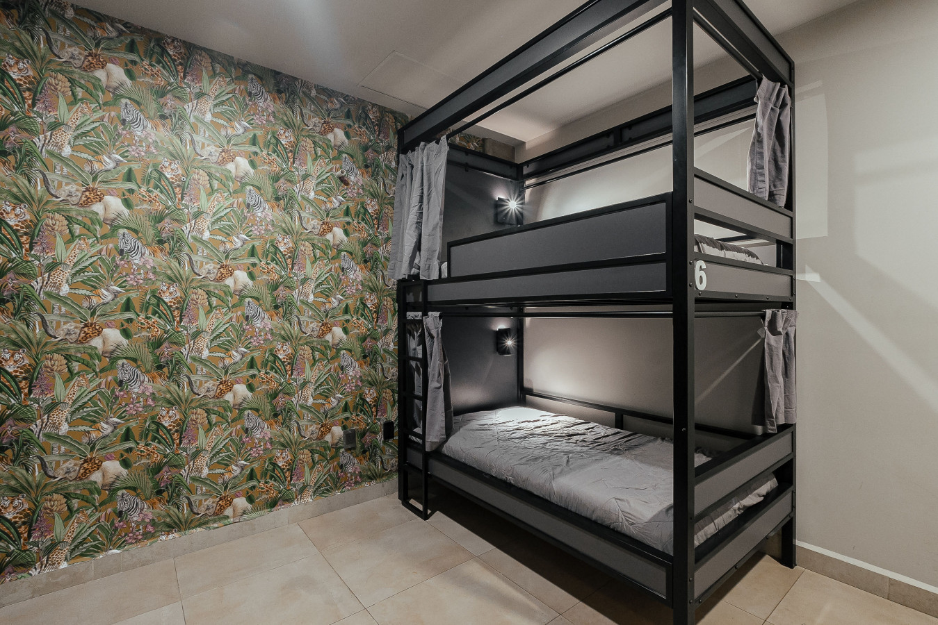 Low bed | Mixed Shared Room - Mexico City