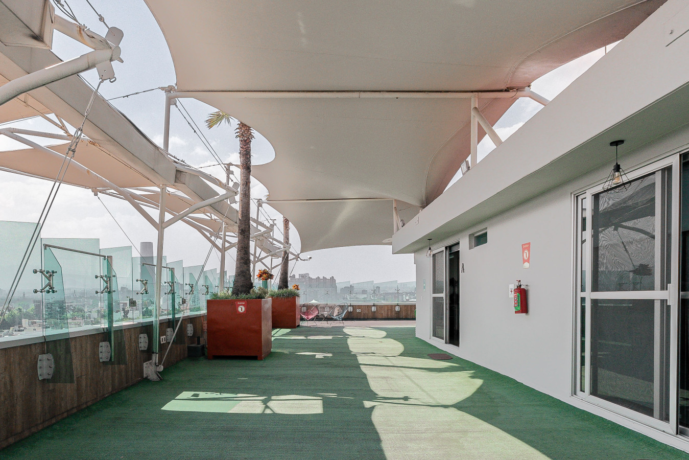 The Tropical Nest – Women’s Shared Hostel Room 302 cama 4A top bed - Mexico City