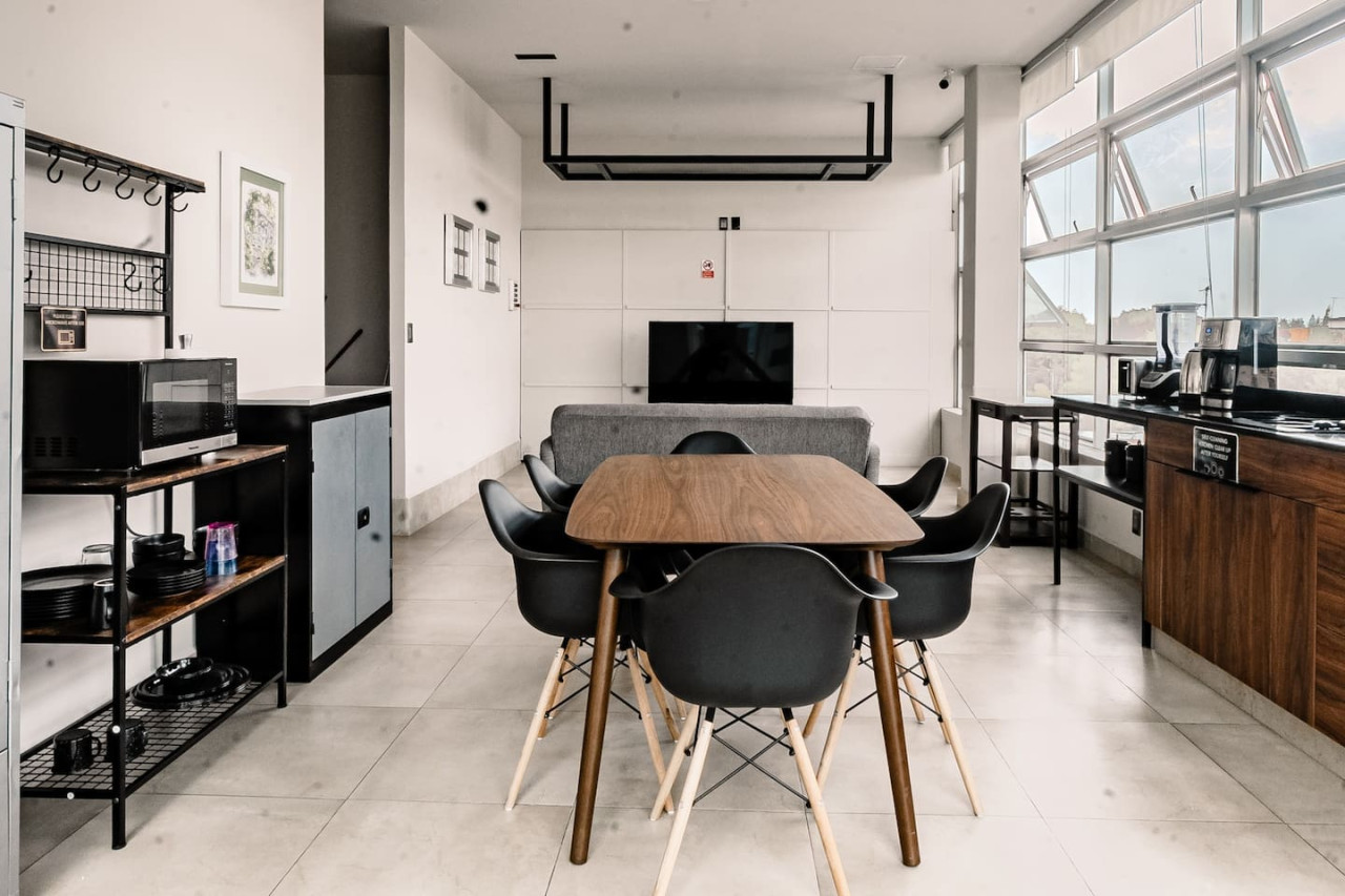 low-bed-or-mixed-shared-room/