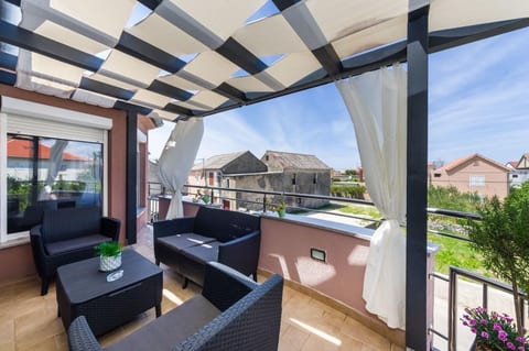 House Luxury Villa with pool - Unit 374076-13