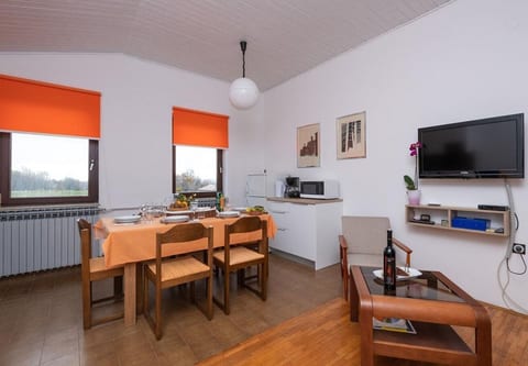 Apartment Bruno - Unit 374547-13