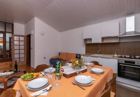 Apartment Bruno - Unit 374547-13
