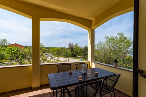 Apartment Mari - Unit 374614-13