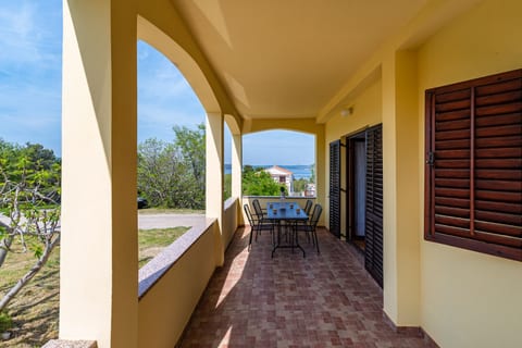 Apartment Mari - Unit 374614-13