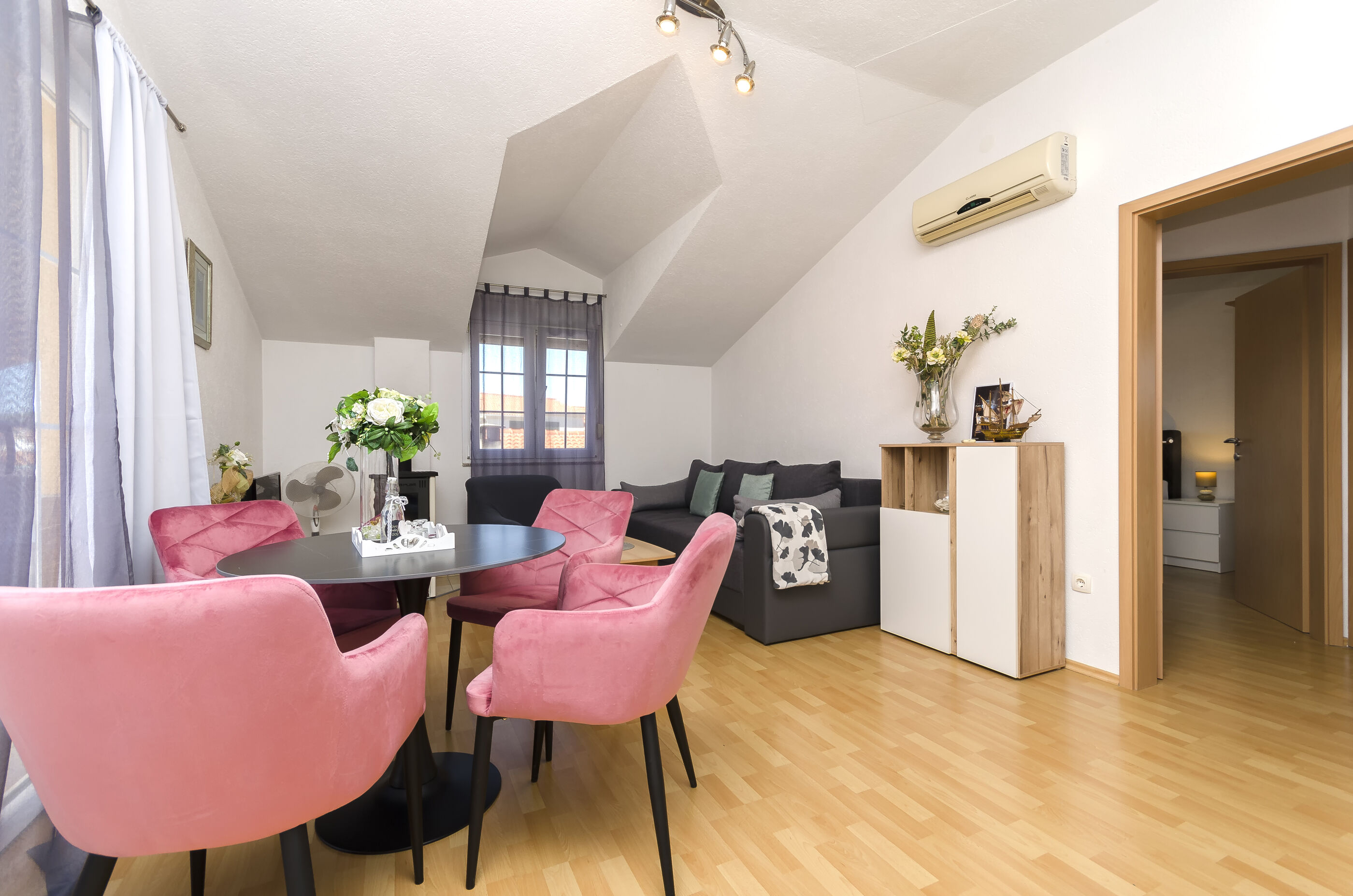 Apartments Ani - Unit 374628-13